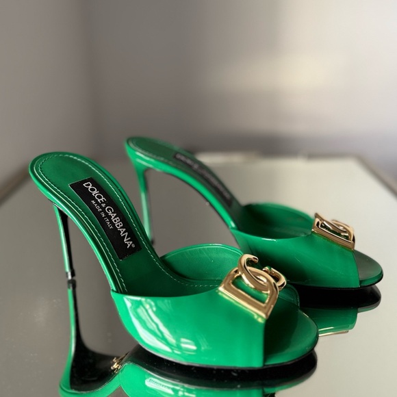 Dolce&Gabbana - DG patent leather mules 37.5 - Picture 4 of 10